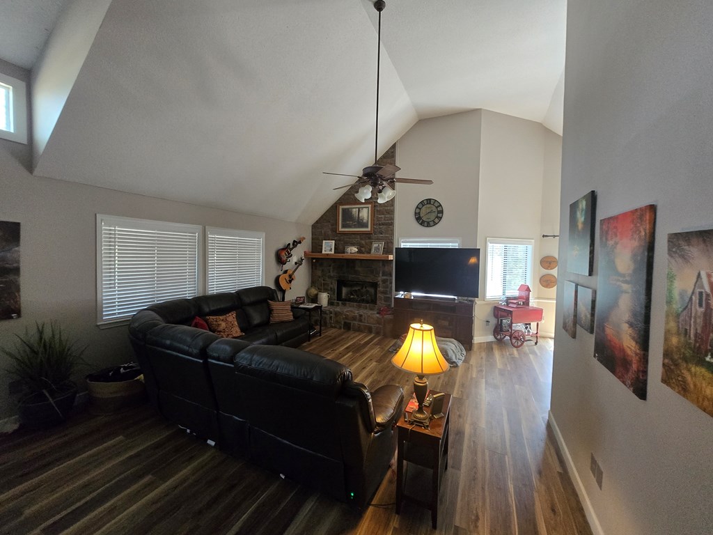27 Williams Circle