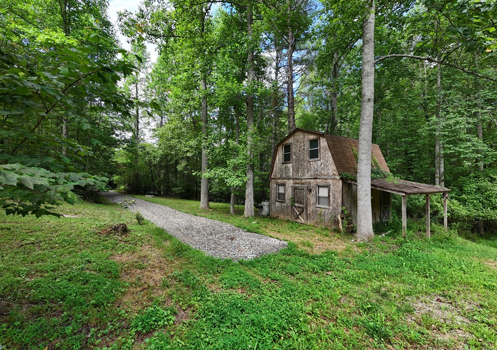 62 Smokey Creek Cove