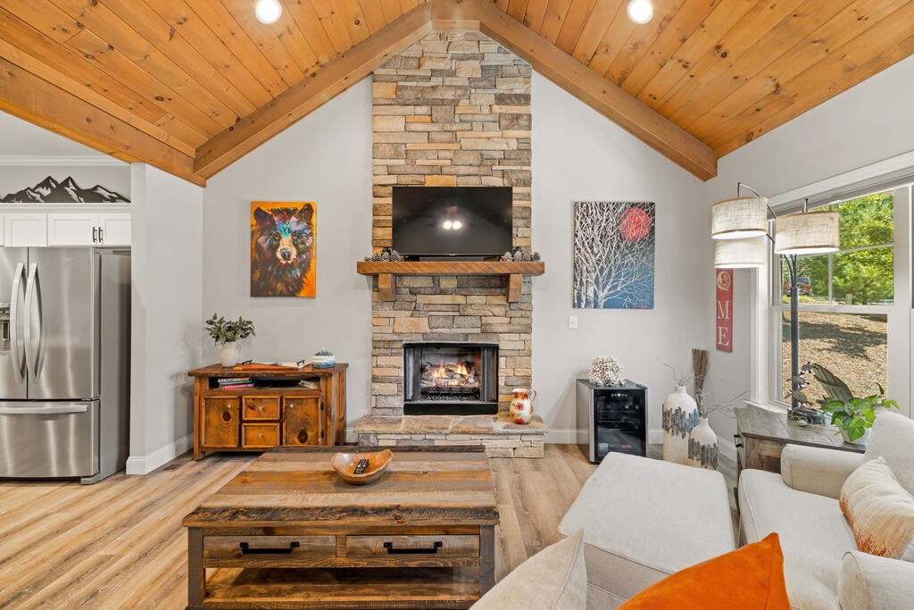 31 Daybreak Lane