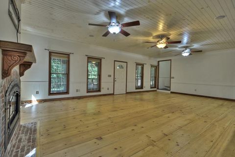 A home in Blue Ridge