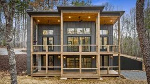 A home in Mineral Bluff