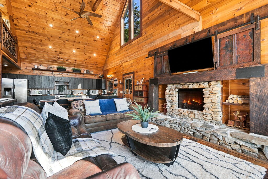 221 Foxfire Road