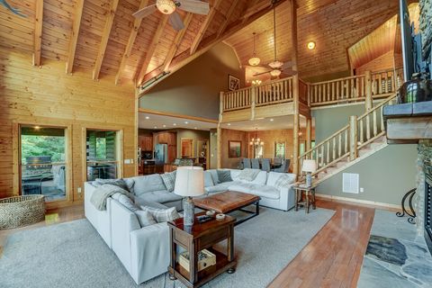 A home in Ellijay