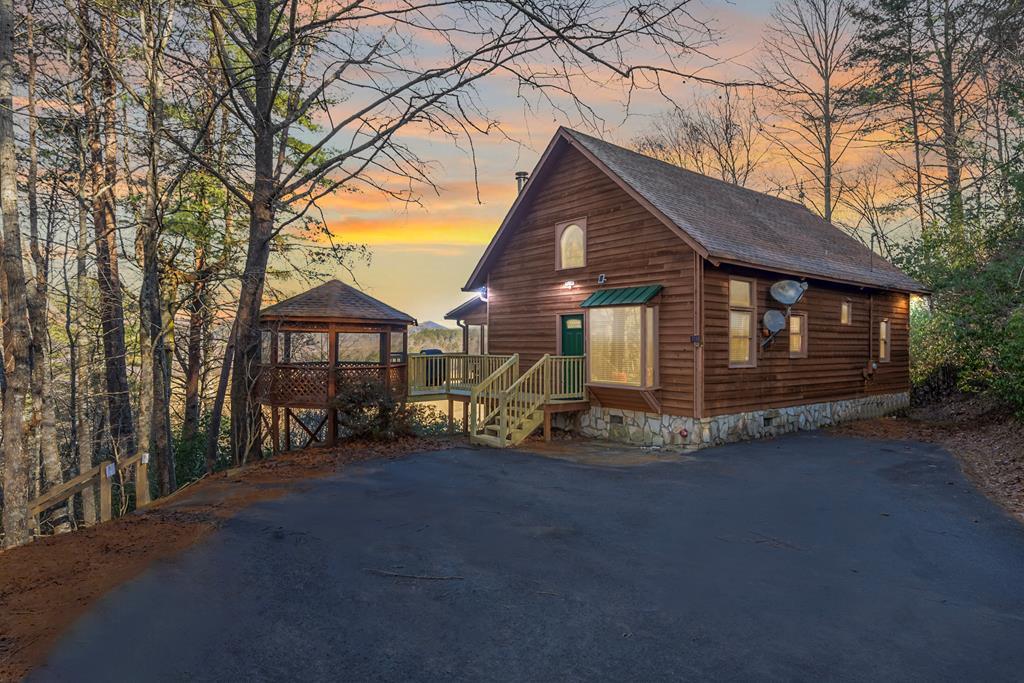 517 Ridge Road