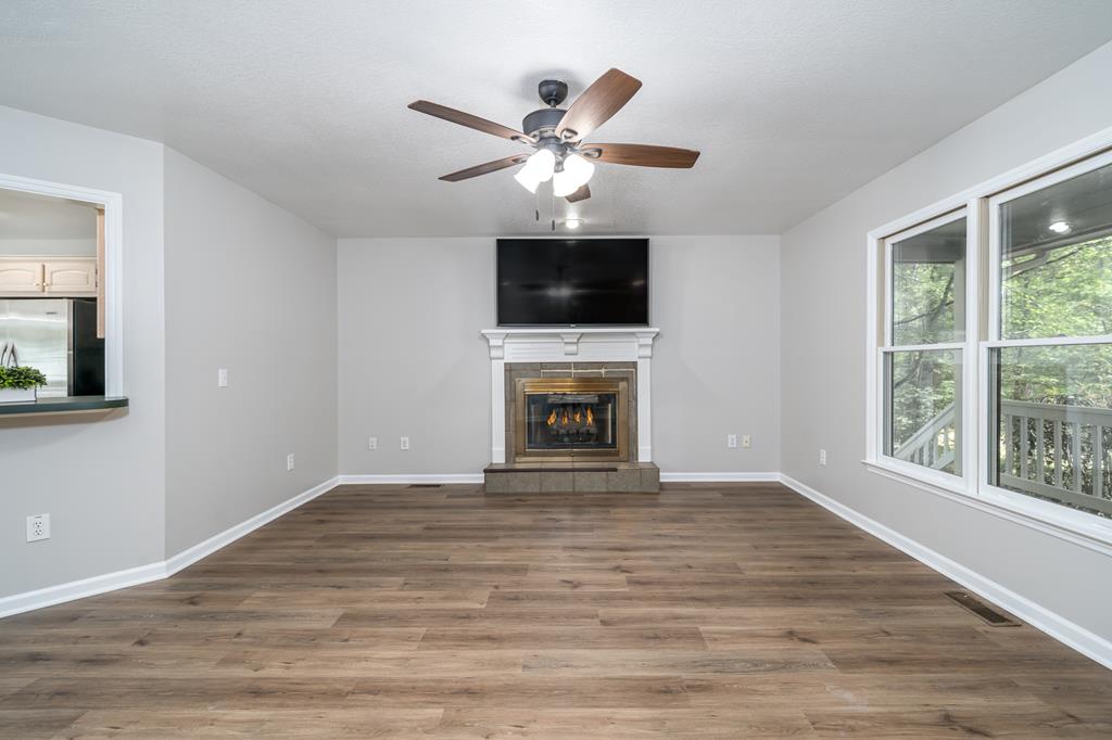 3256 Foster Road