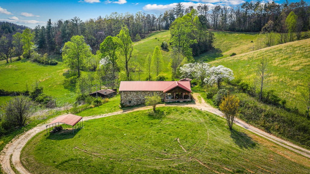 384 Maxwell Road