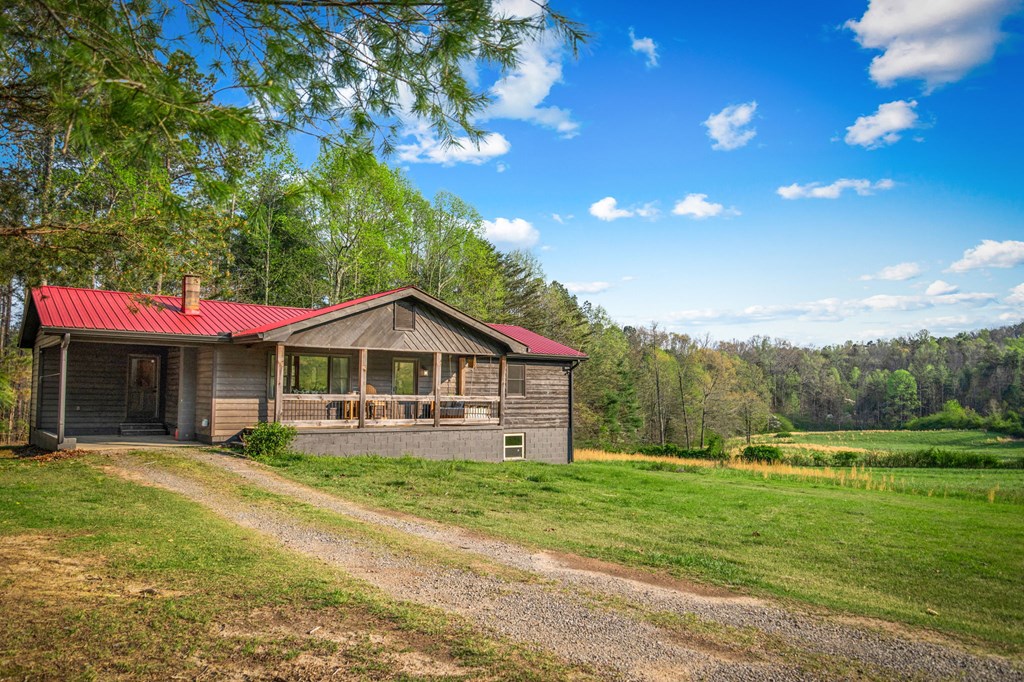 384 Maxwell Road