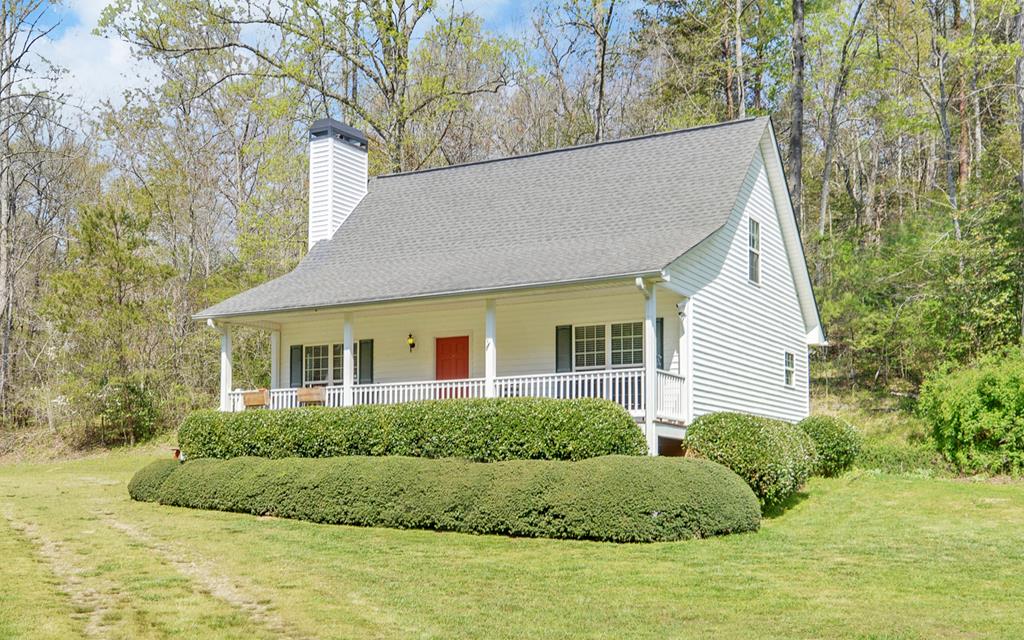 202 Dove Lane
