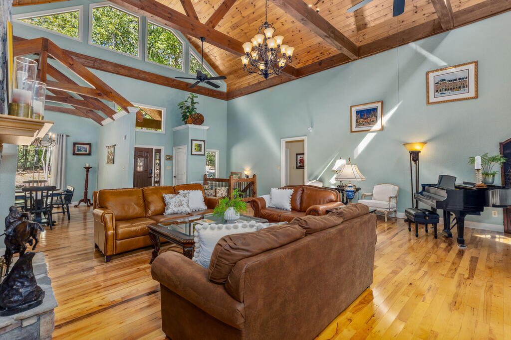 200 Plantation Lane