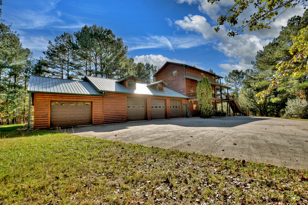 125 Pine View Lane