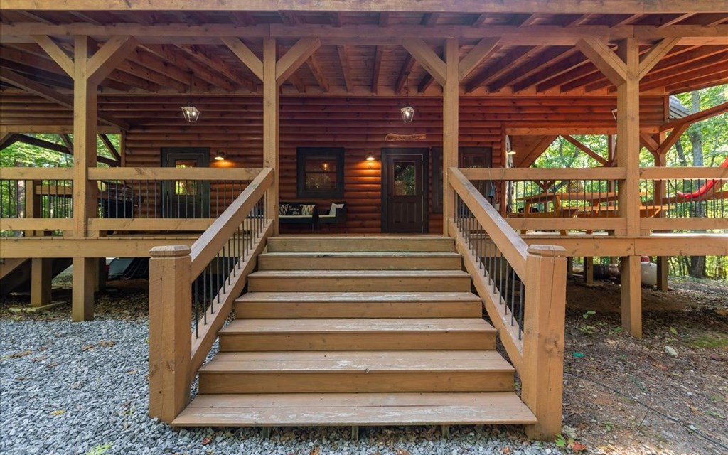 150 Laurel Trace