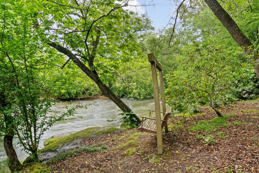 83 Licklog Road