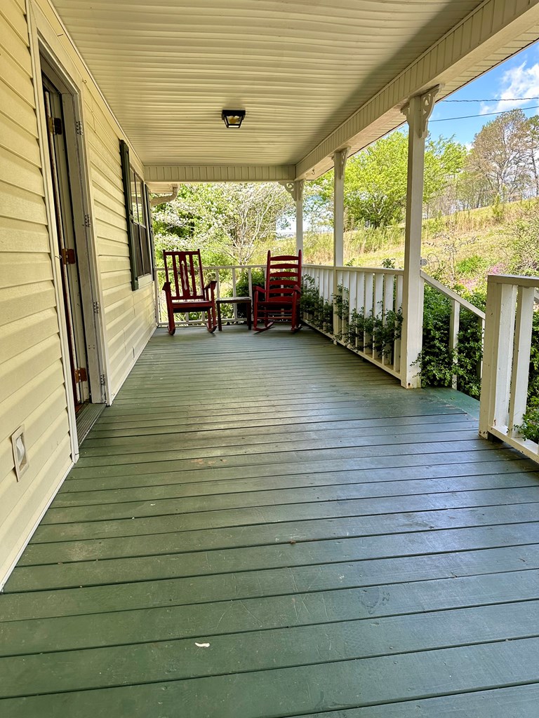 100 Cartecay Cove Drive