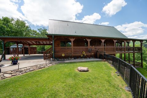 A home in Hiawassee