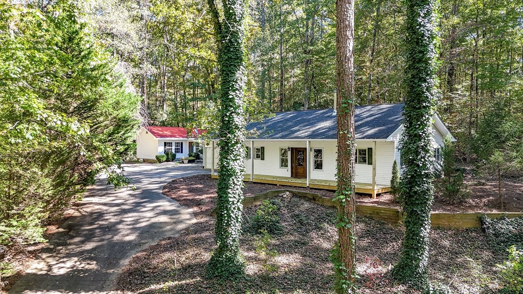 438 E Price Creek Road E