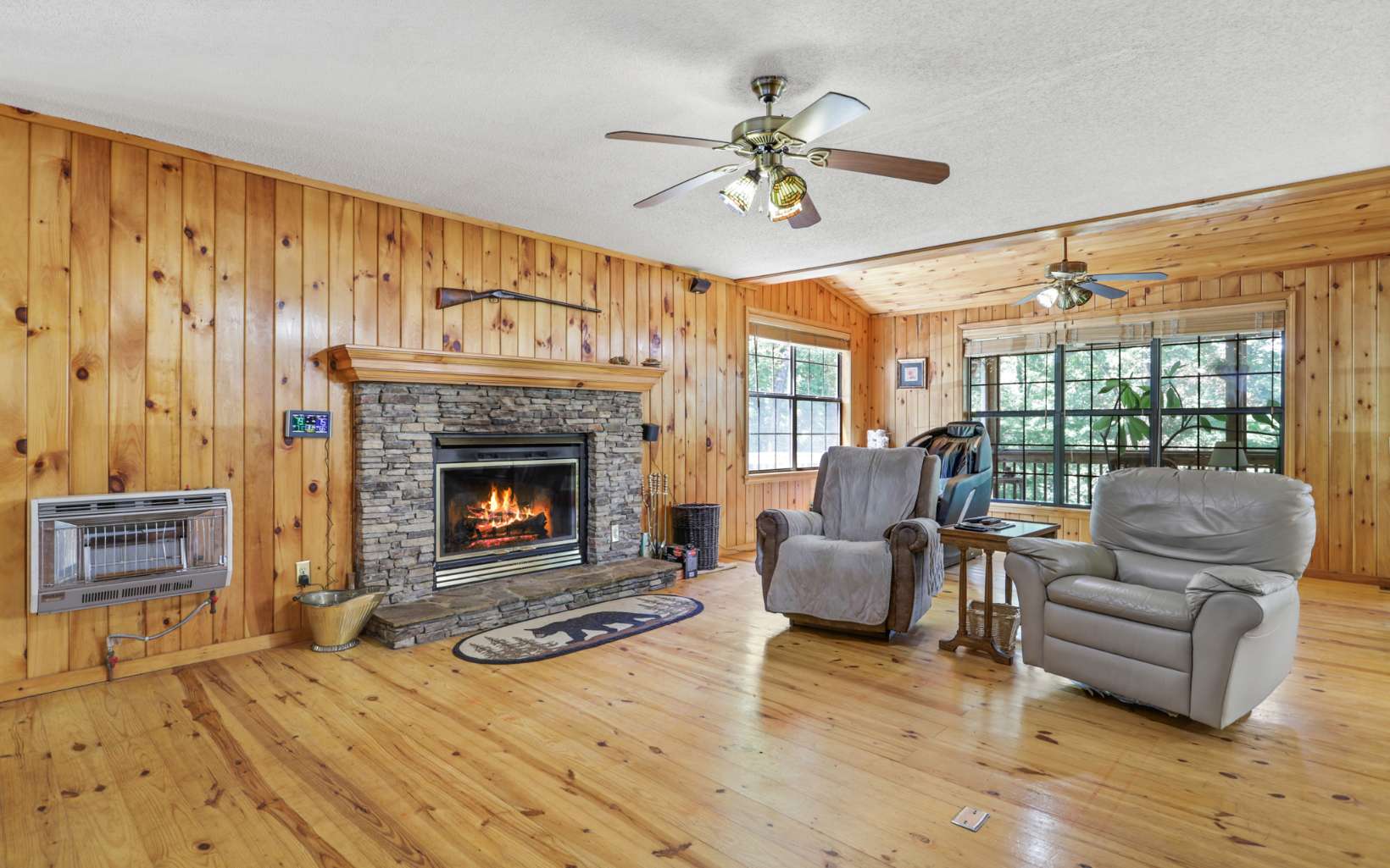 2281 Cashes Valley Road