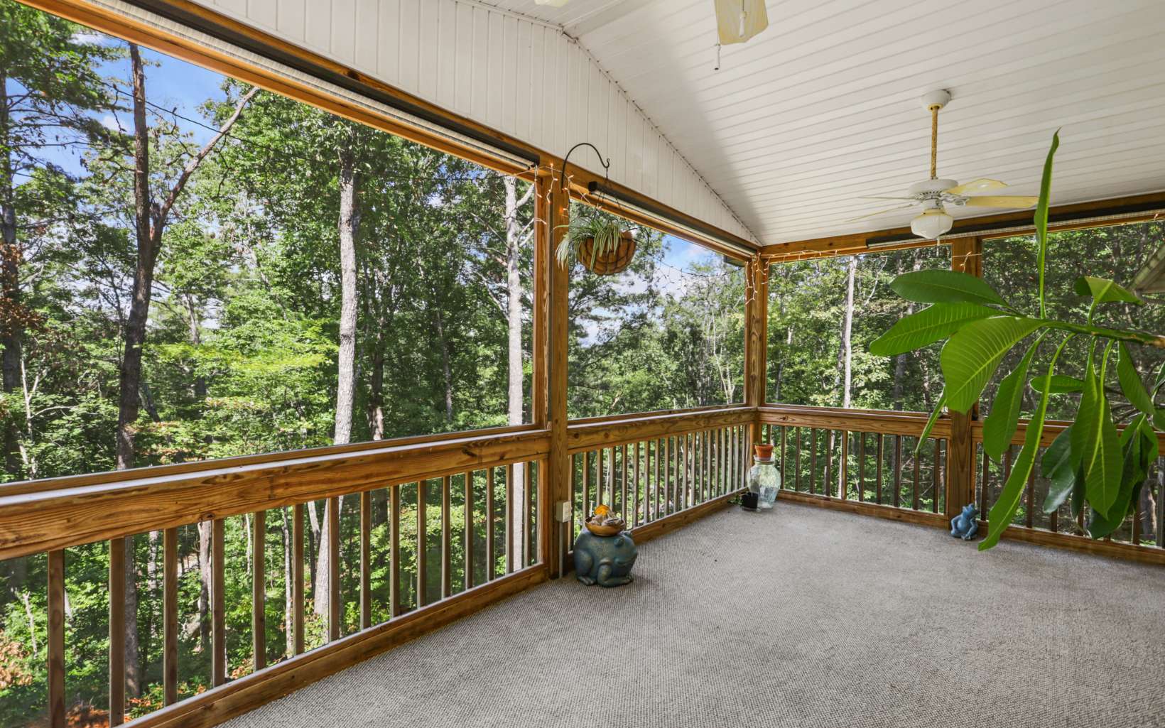 2281 Cashes Valley Road