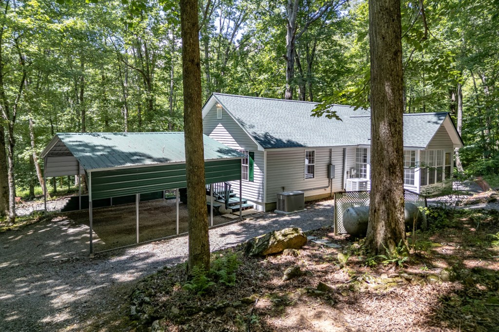 2874 Hickory Cove Lane