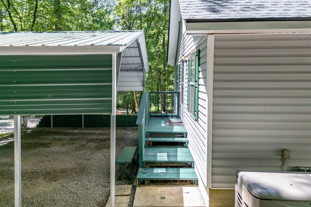 2874 Hickory Cove Lane