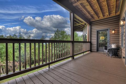 A home in Mineral Bluff