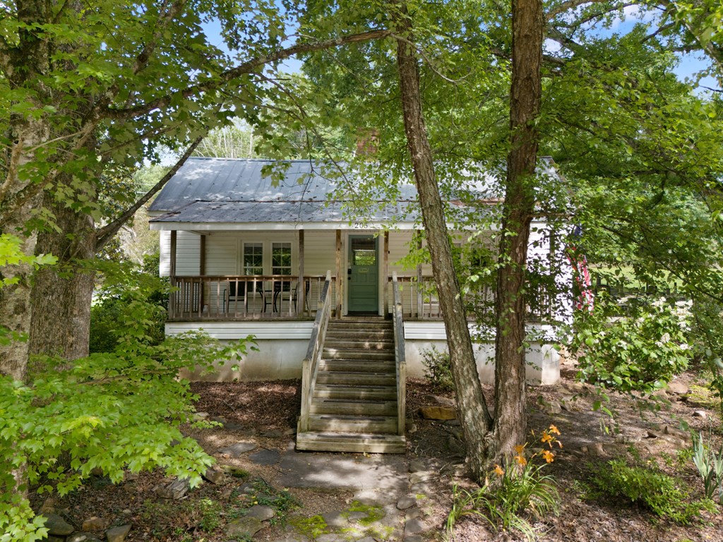 205 Laurel Branch