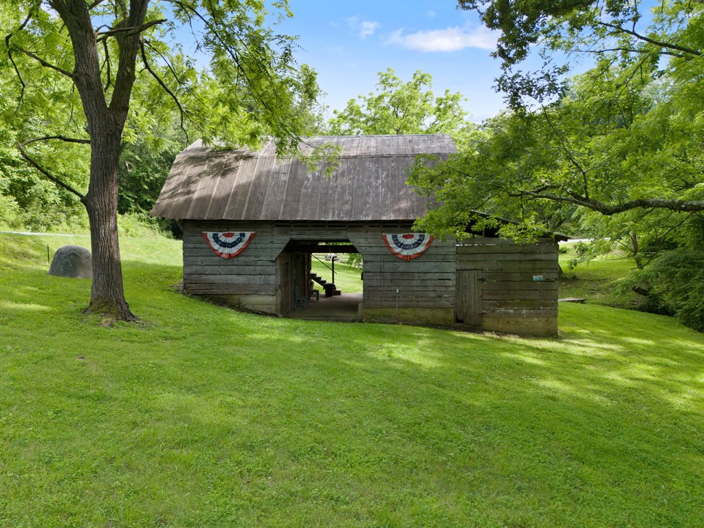 205 Laurel Branch