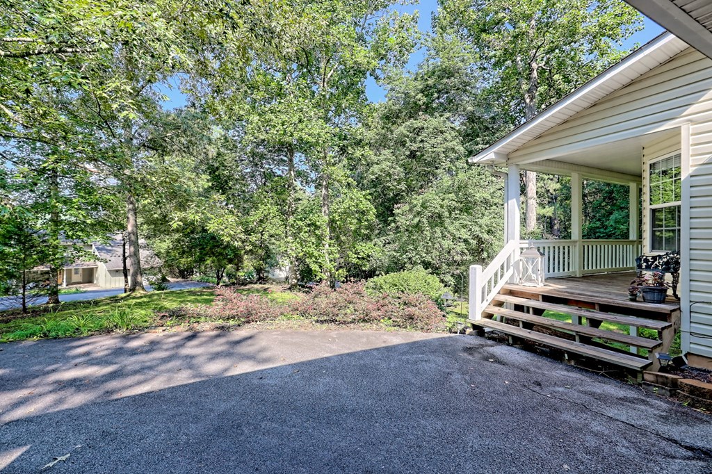 5221 Pine Crest Road