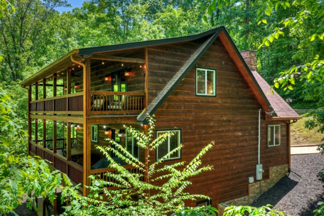 565 Catawba Circle