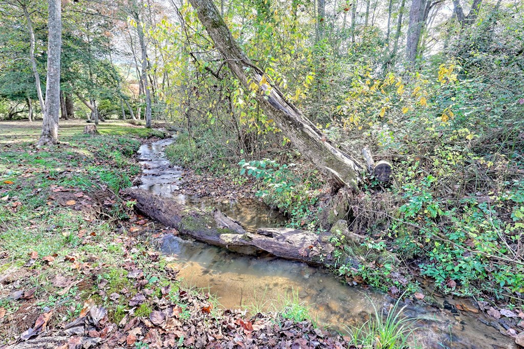 2760 Fodder Creek Road