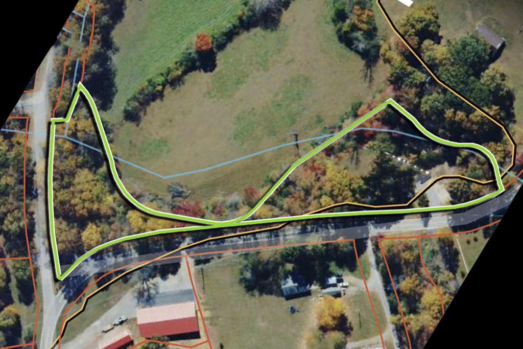 2760 Fodder Creek Road