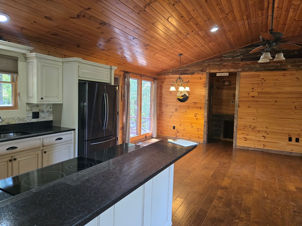 209 Seldom Seen Lane