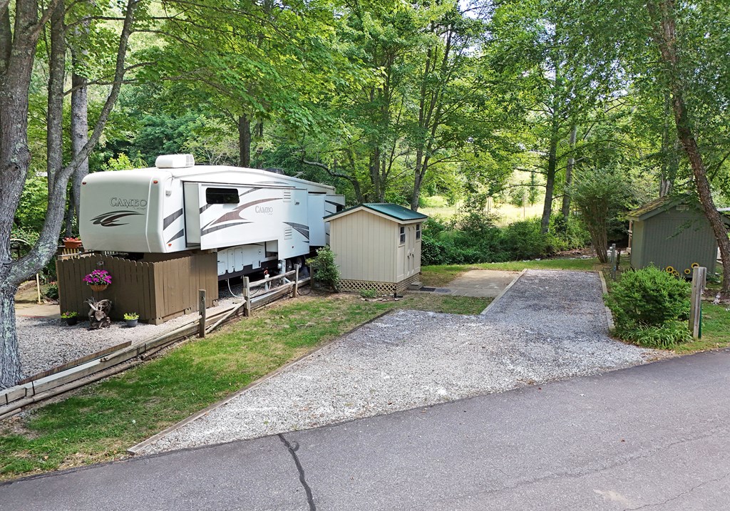 201 Choestoe Valley Circle