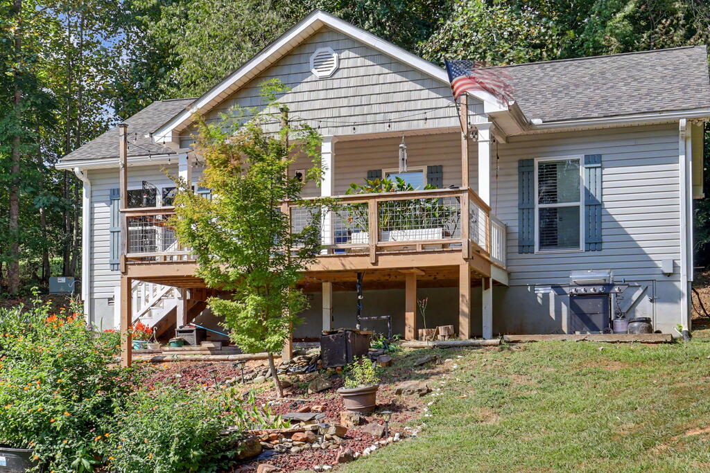 625 Ed Nichols Road
