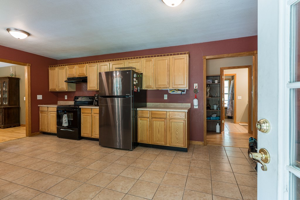 208 Oak Forest Circle