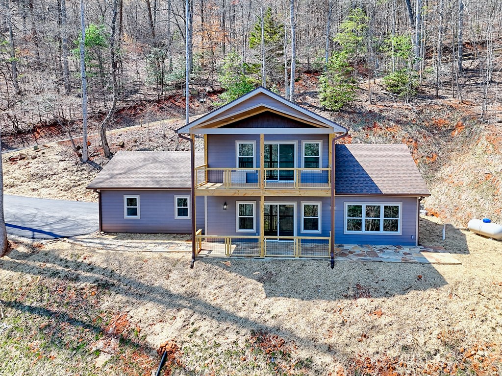 1378 Summit Trail