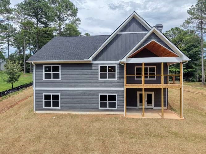162 Sweetwater Lane