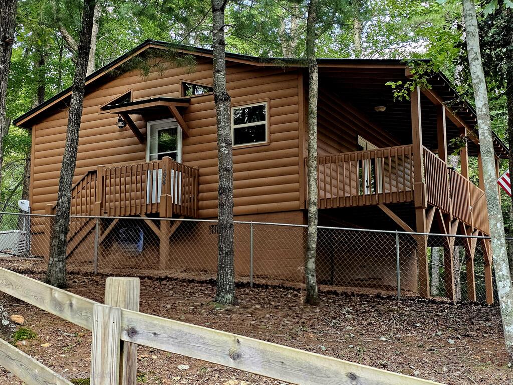 194 Leonard Lane
