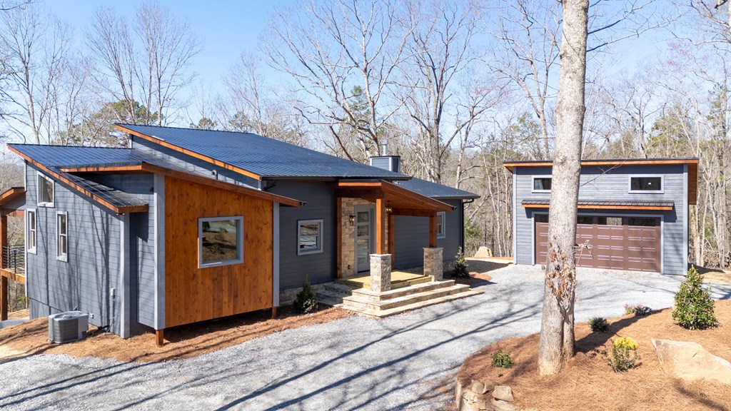 87 Wolf Creek Drive