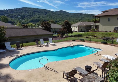 A home in Hiawassee