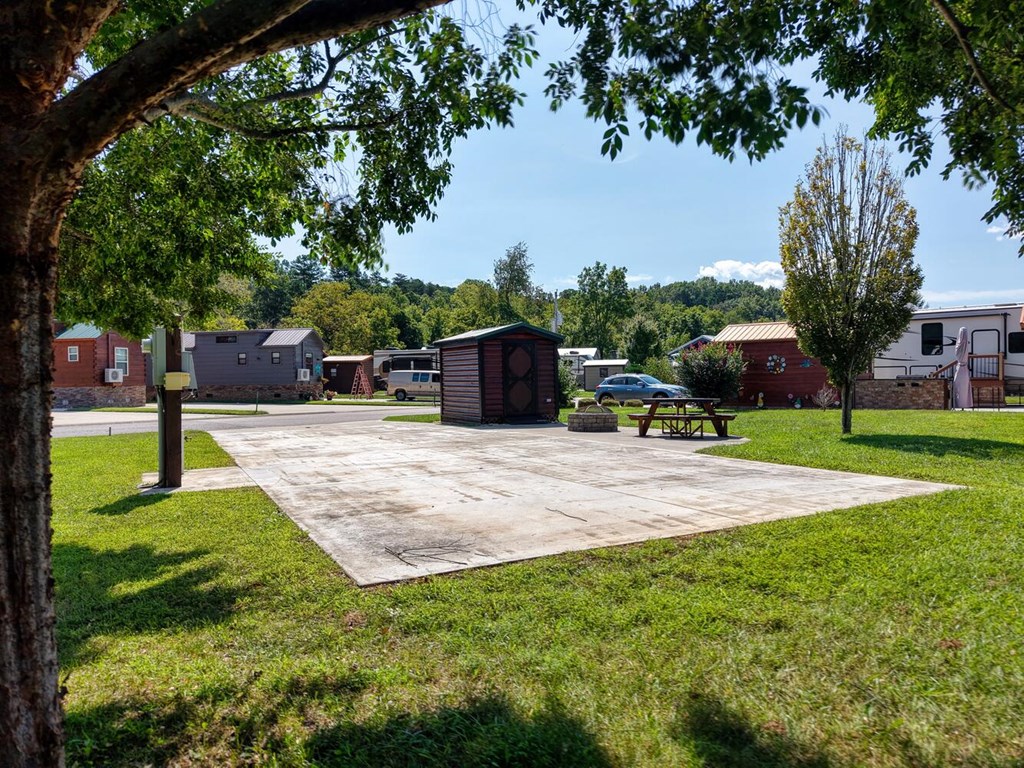 254 Golden Nugget Road