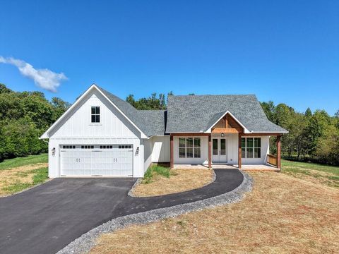 124 Meadow Brooke Lane Young Harris GA 30582