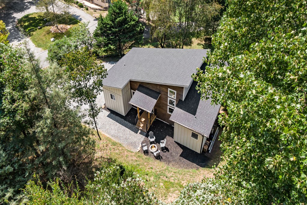 82 Circle Drive