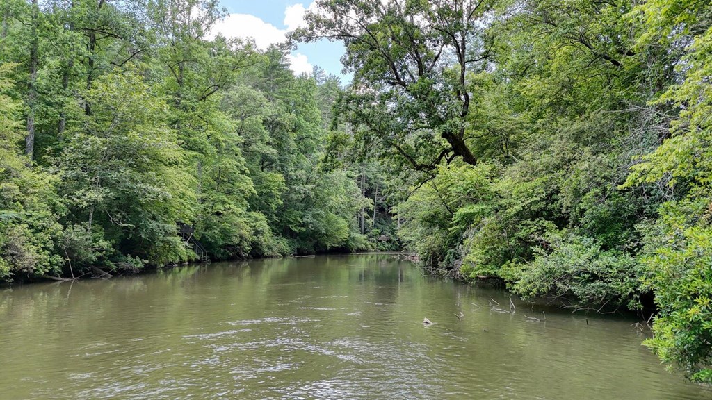 243 Chattahoochee Acres