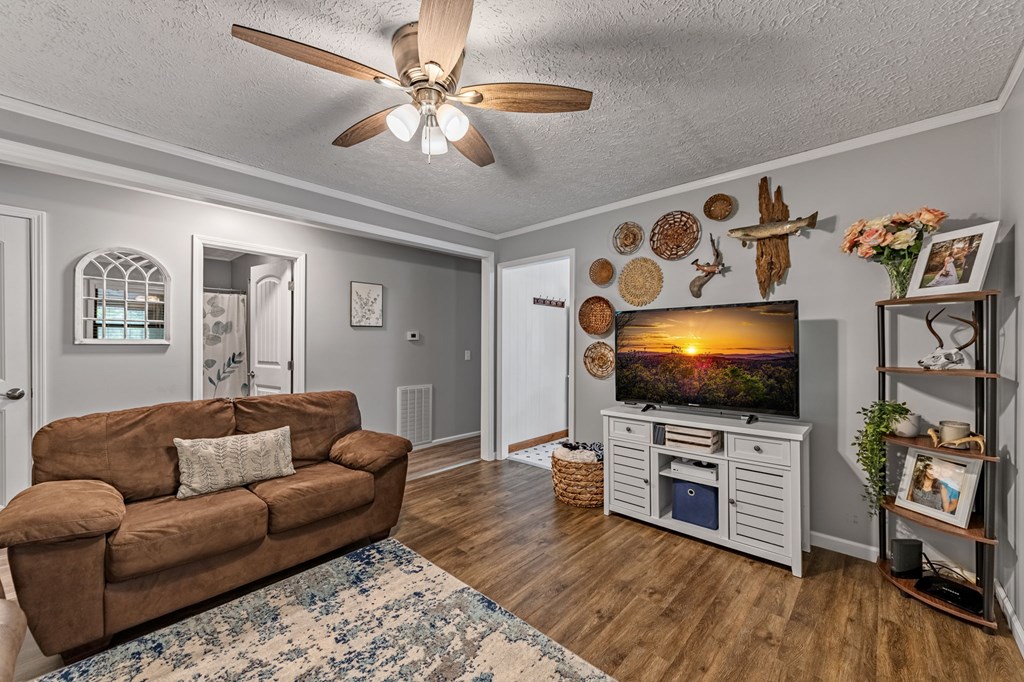 2400 Hardscrabble Road