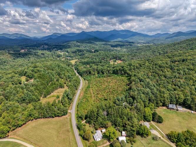 8.45 Ac Russell Scenic Hwy