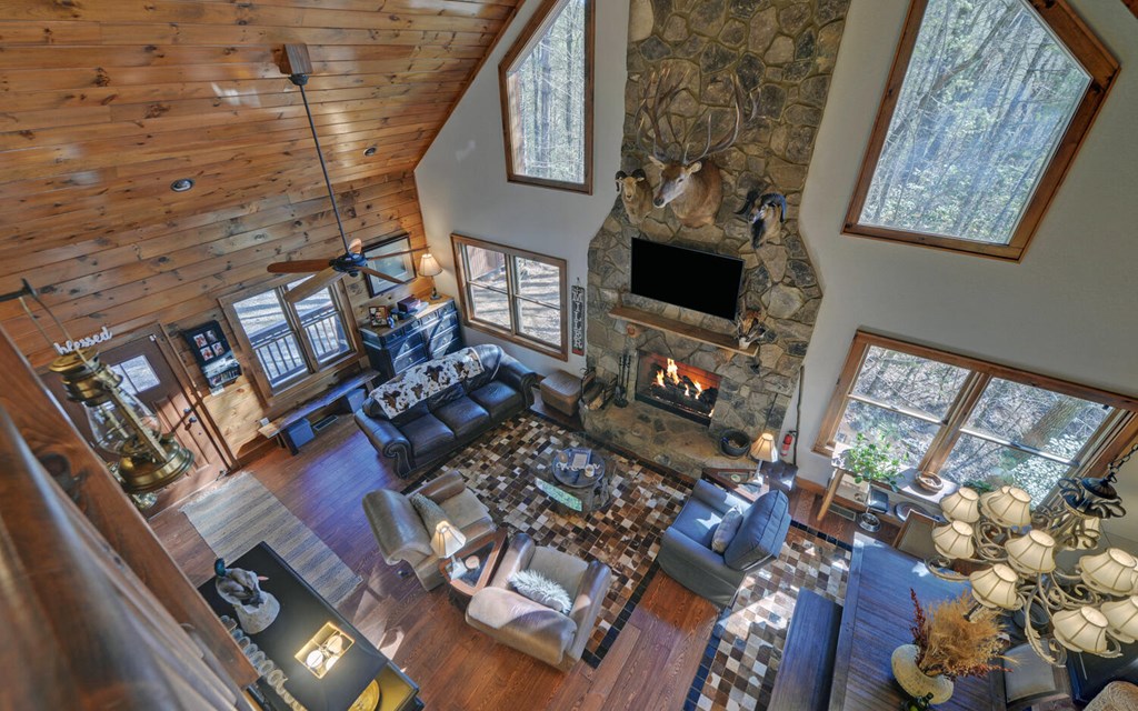 483 Vineyard Creek Way