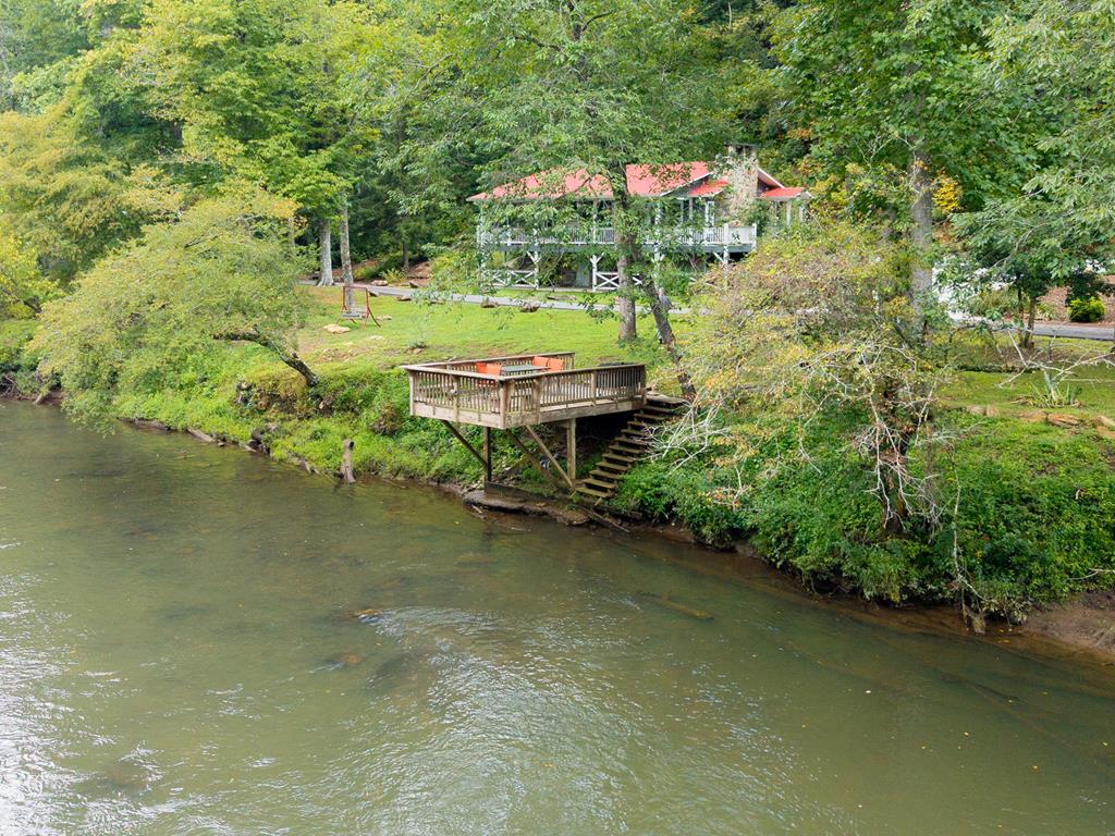 270 Hiawassee River Road