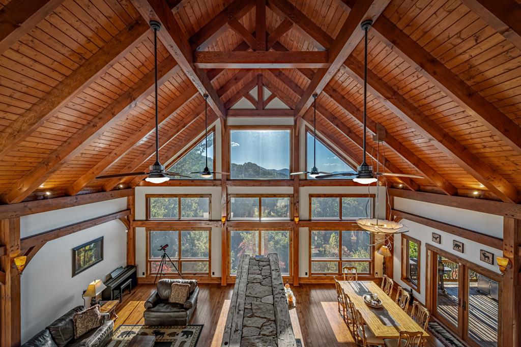 211 Moss Creek Trail