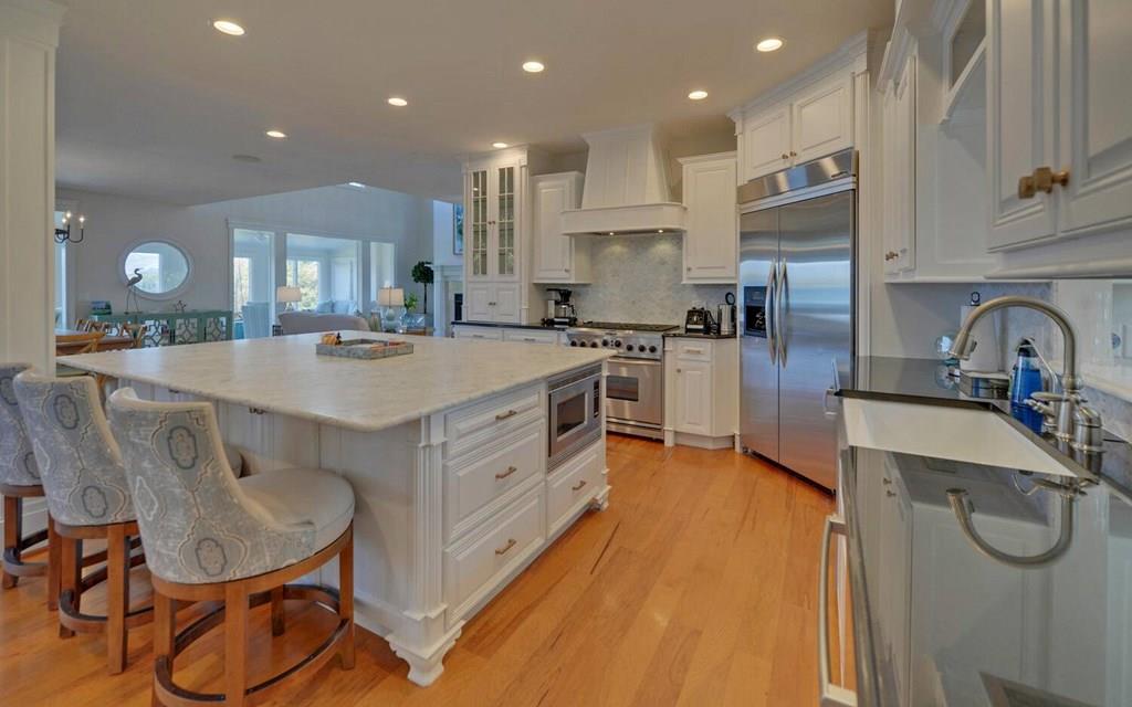 1951 Island View Drive