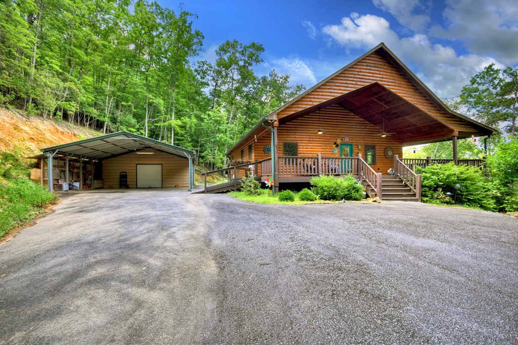 380 Bear Trail
